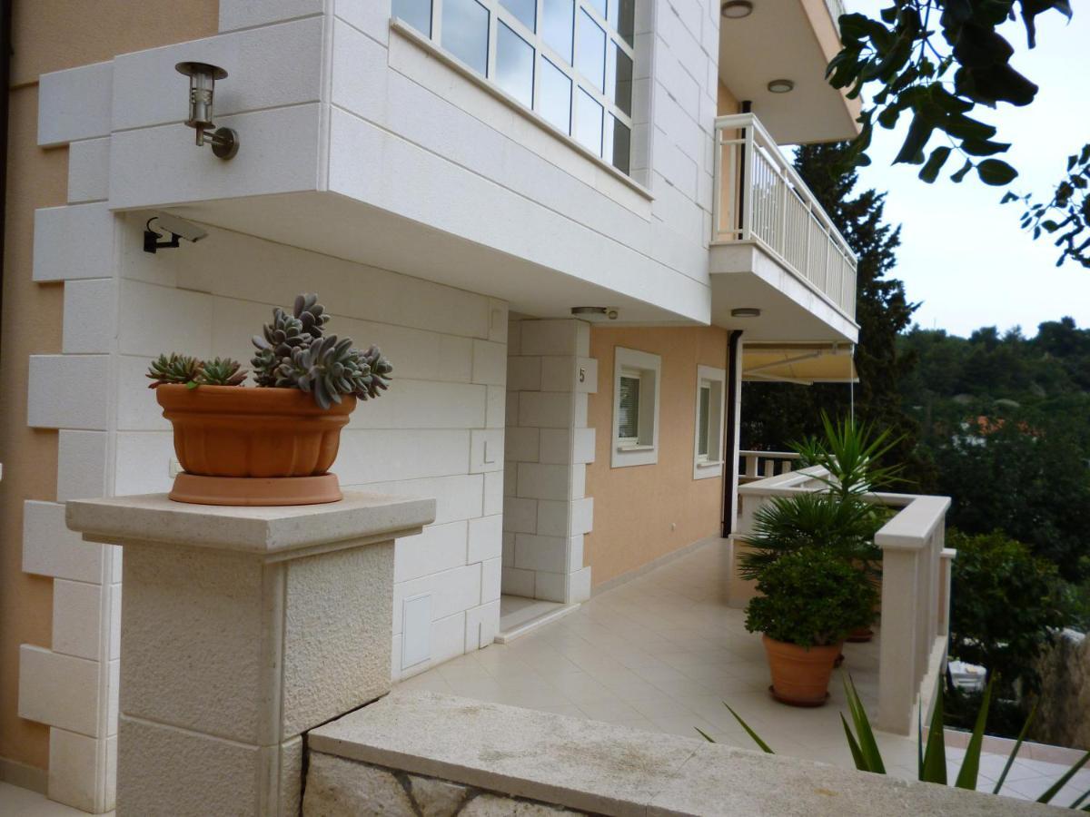 Apartments Jani Хвар Экстерьер фото