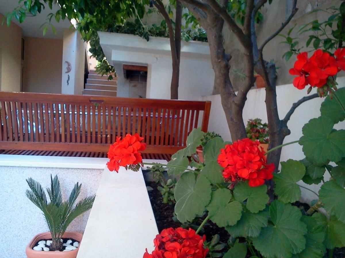 Apartments Jani Хвар Номер фото